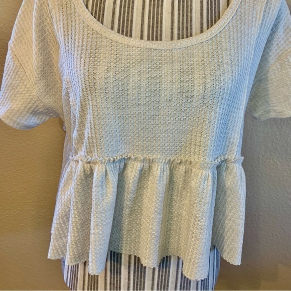 NWT Arizona Jean Co. Crop Top Large Cream Textured Peplum Top Cropped Short Slvs - Picture 3 of 13